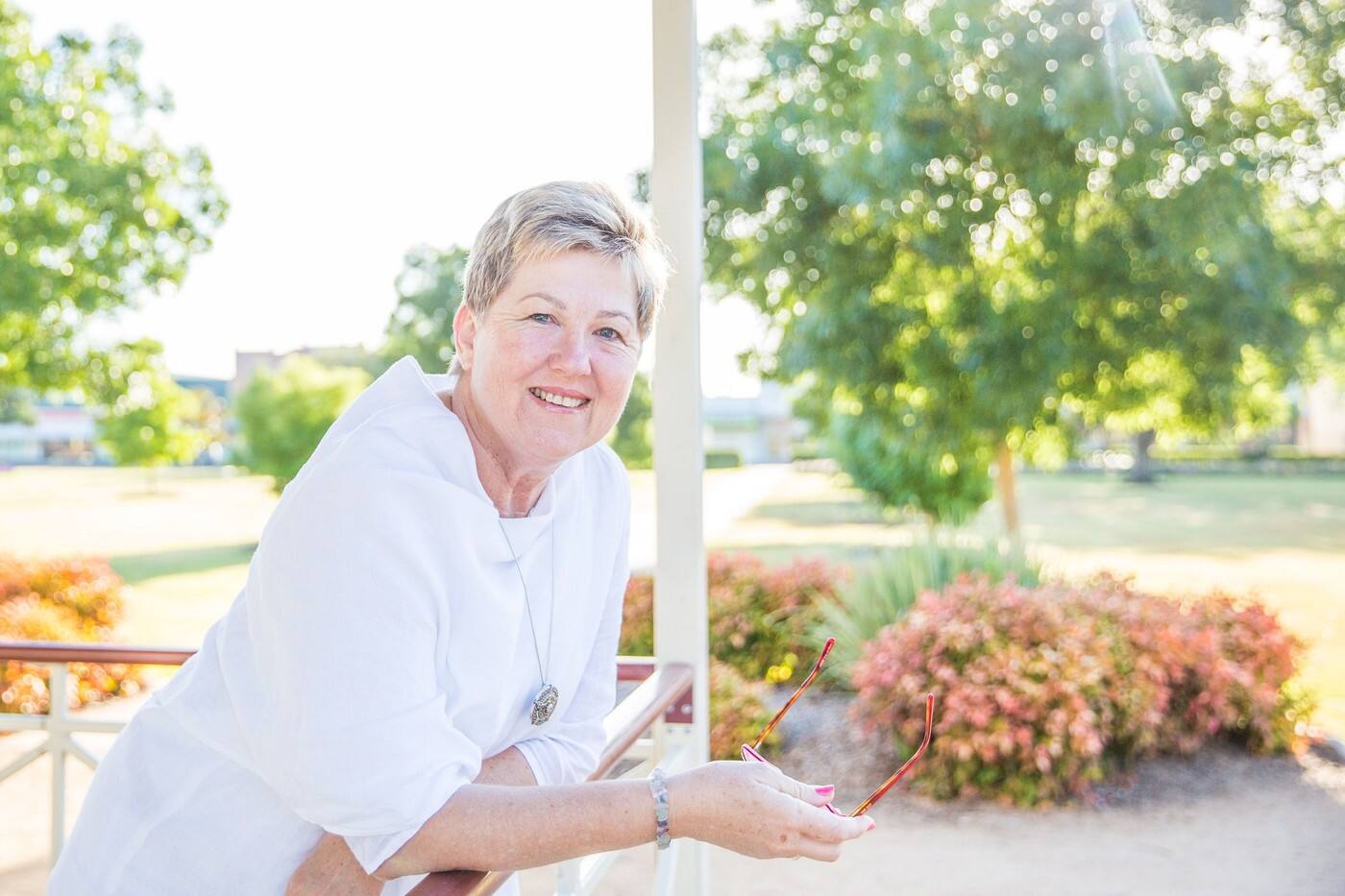 Medical Intuitive Julie Lewin - Cover photo