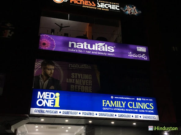 MediOne Family Clinics - Logo