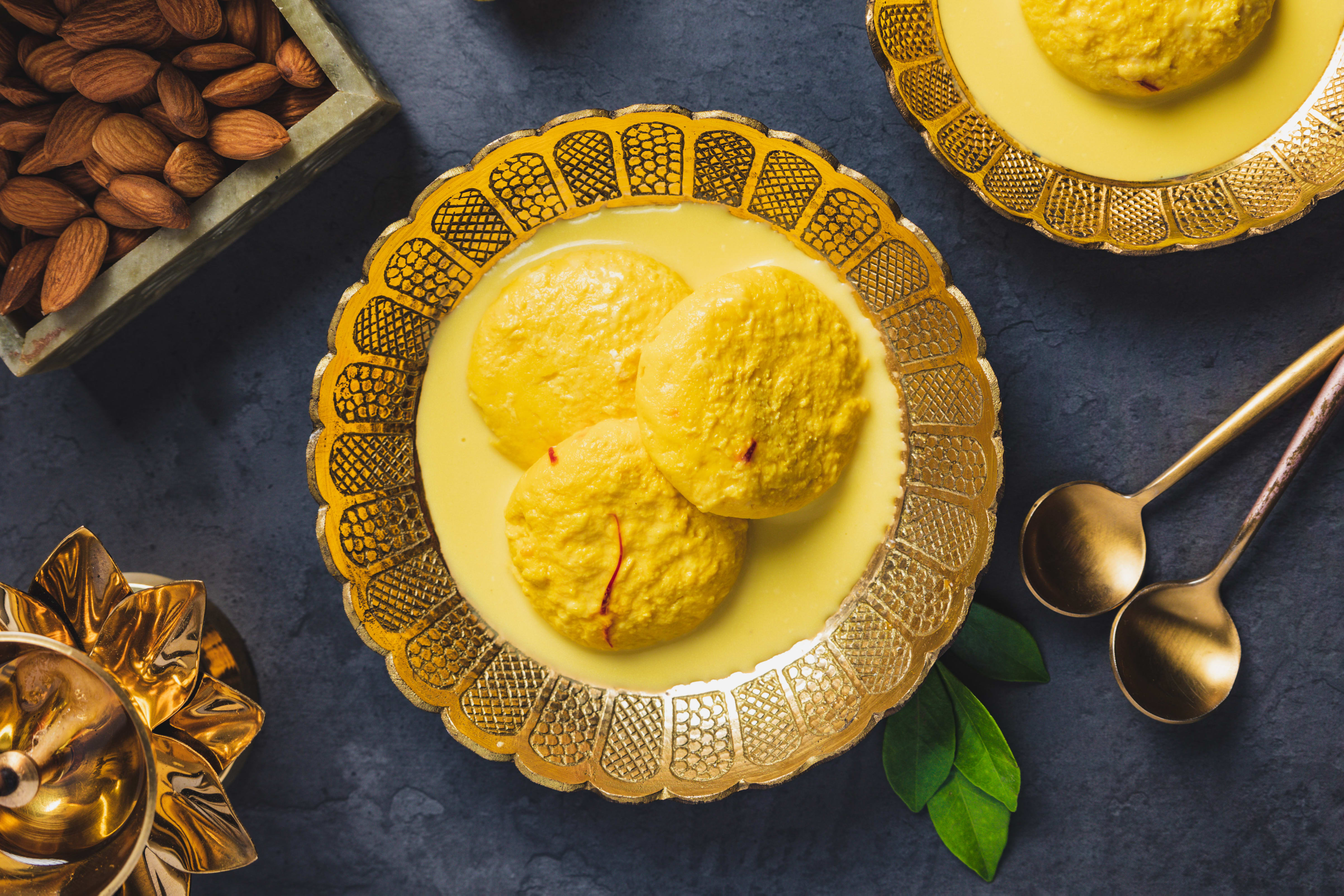 Meetha By Radisson - Logo