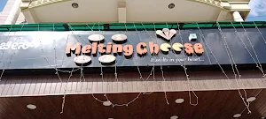 Melting Cheese - Logo