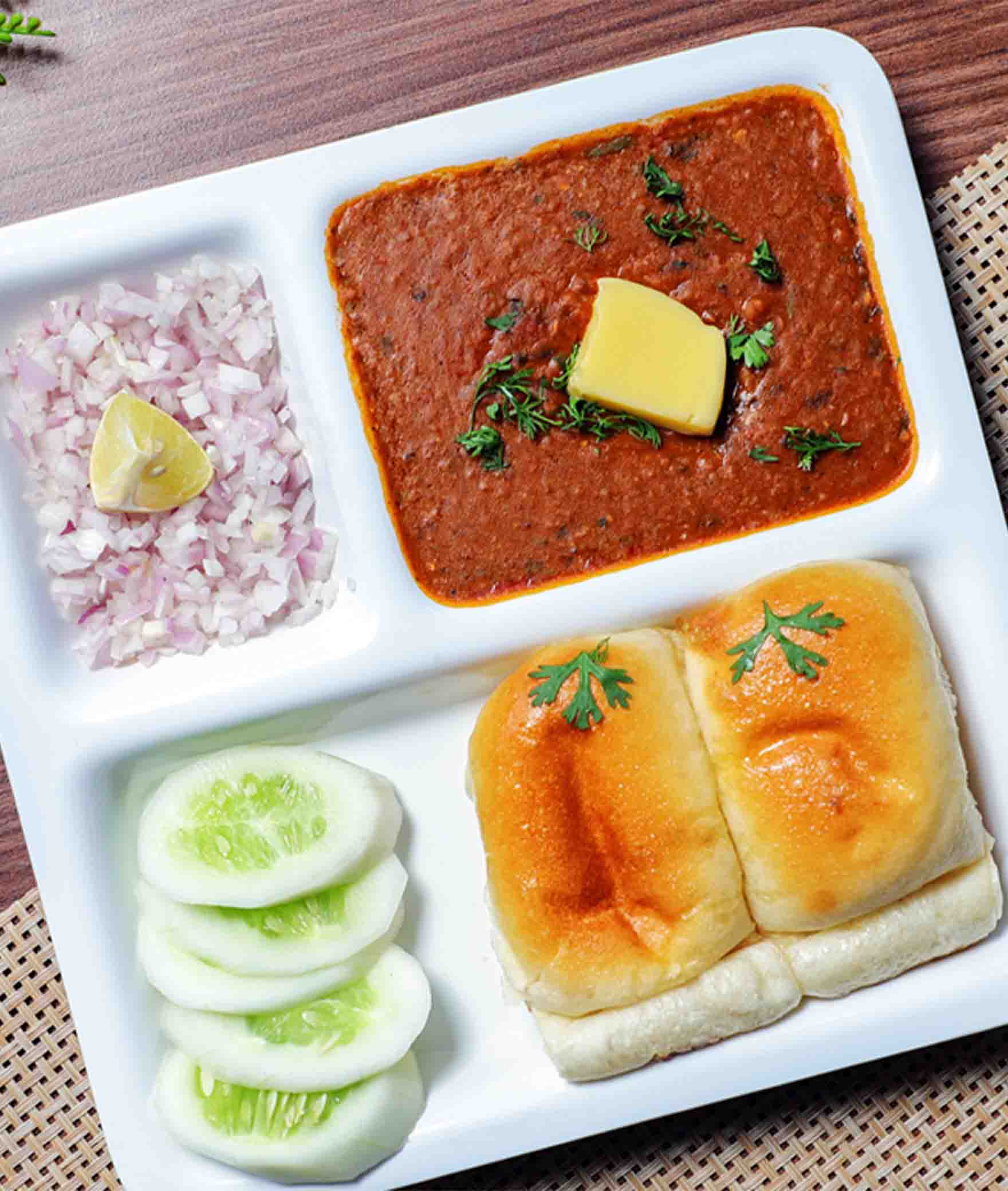 MH 12 Pav Bhaji - Logo
