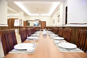 Mili'S Dining - Cover photo