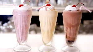 Milkshakes Patio - Logo