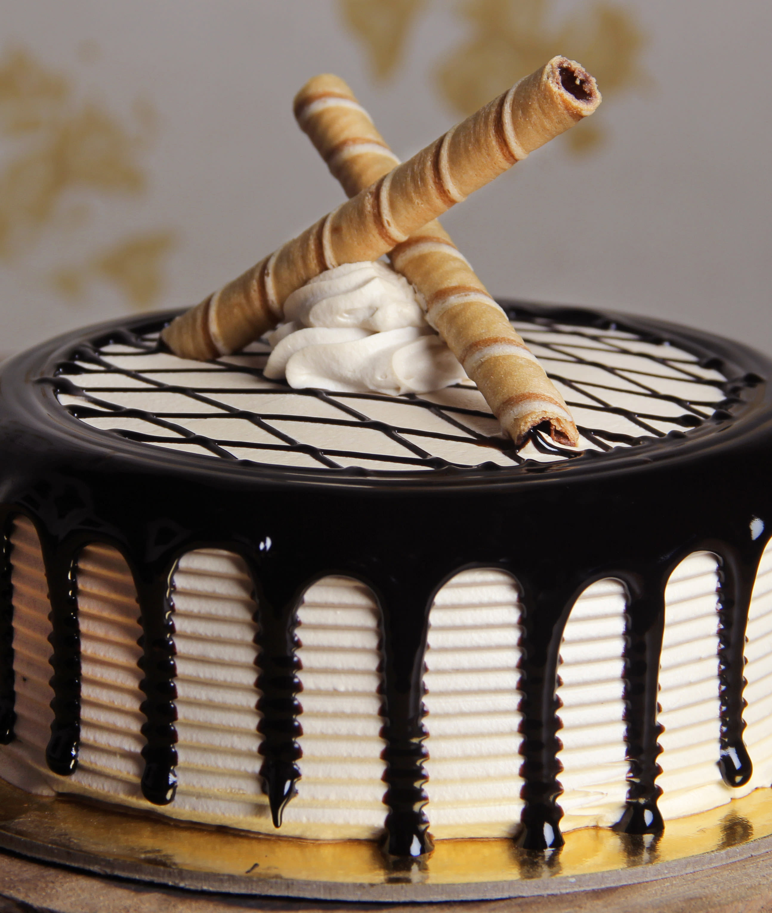 MIMZ Cakes - Logo