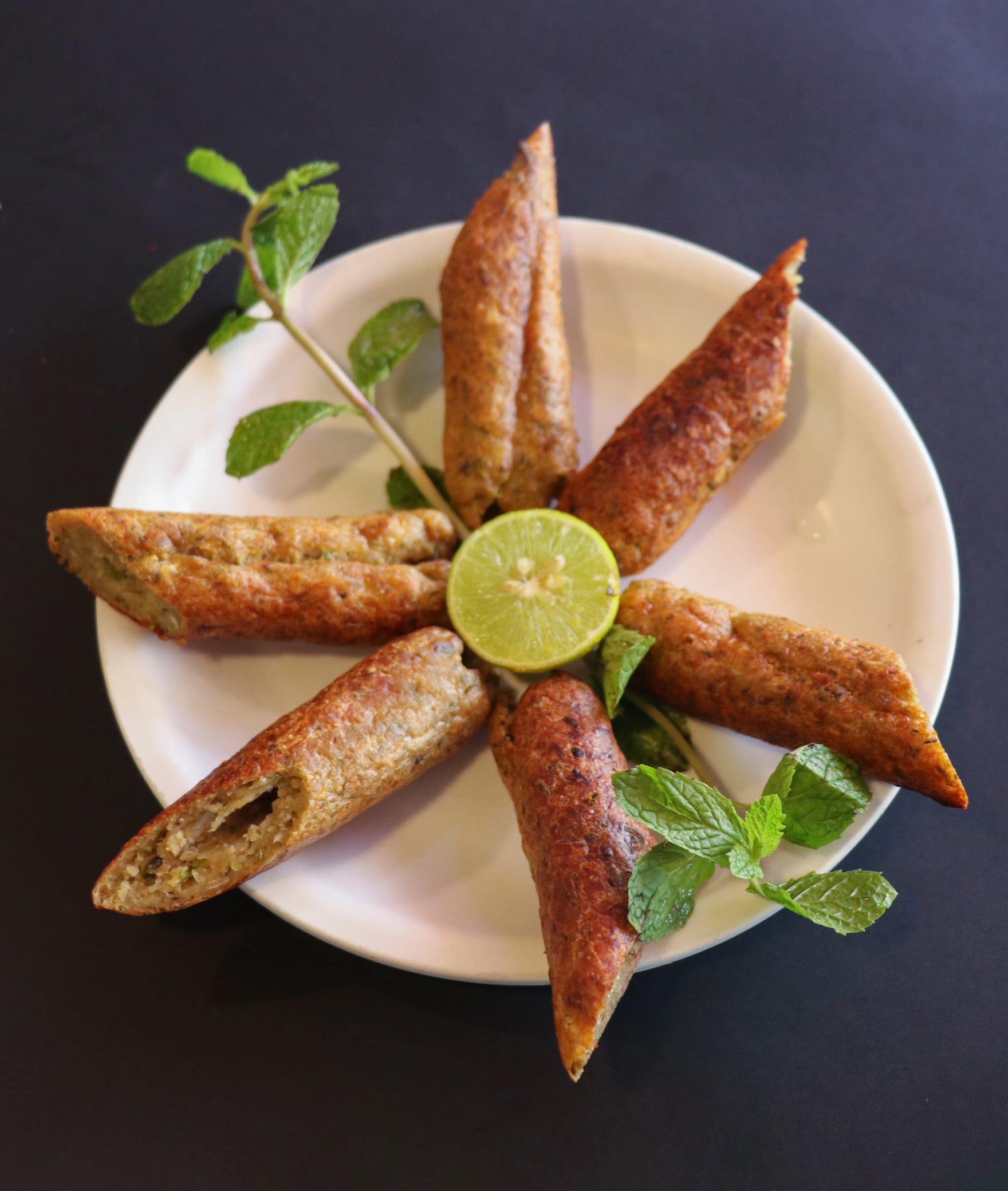 Minal Food And Restaurant - Logo