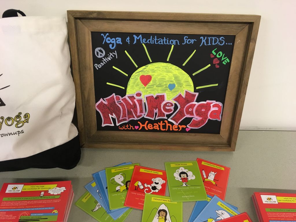Mini Me Yoga Canada - Logo