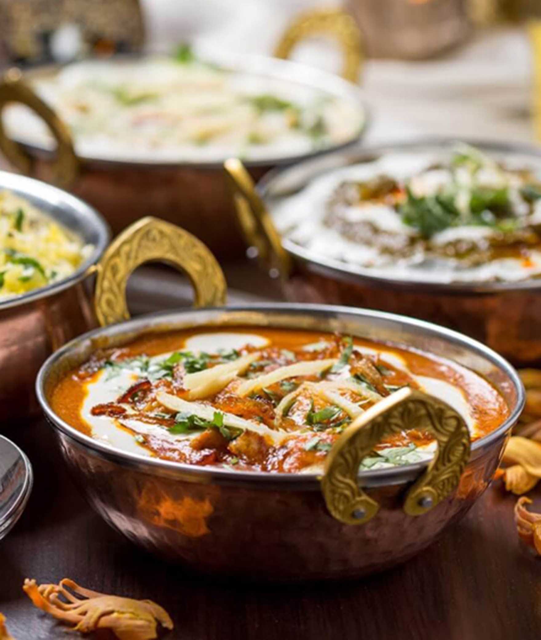 Minis Dhaba - Logo