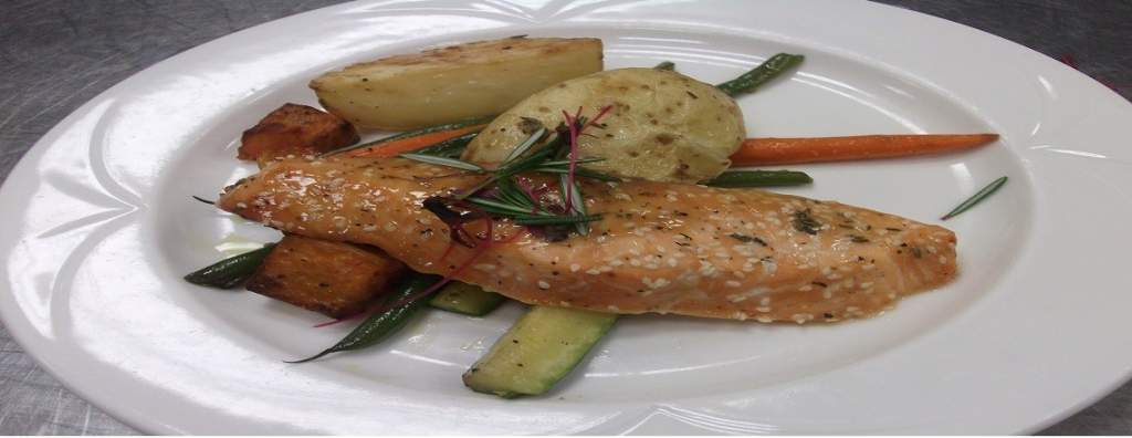 Mitzuyan Kosher Catering - Logo