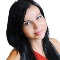 Mélanie Cyr Courtier Immobilier Remax - Logo