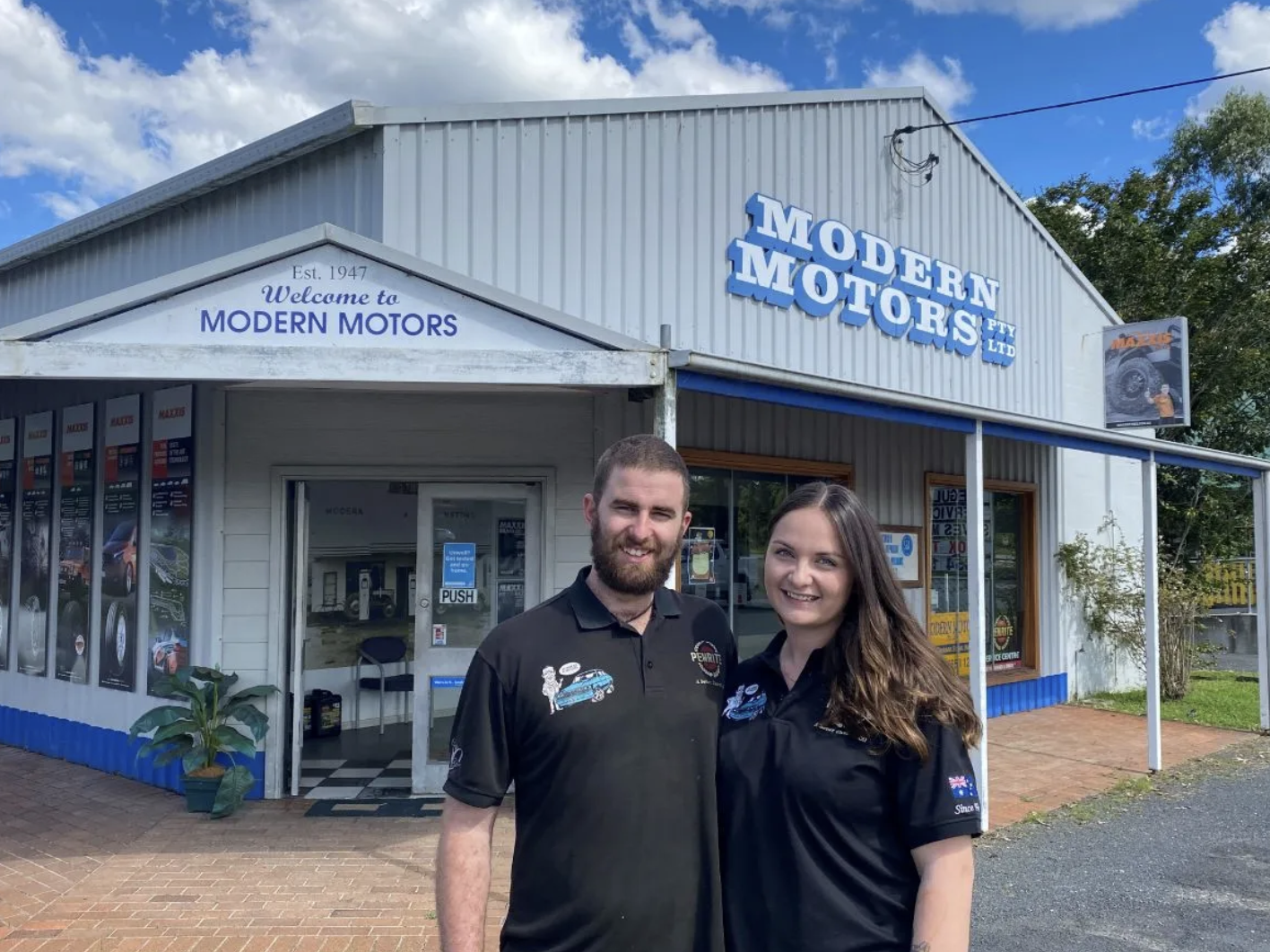 Modern Motors-Nabiac - Logo