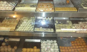 Modern Sweets - Logo