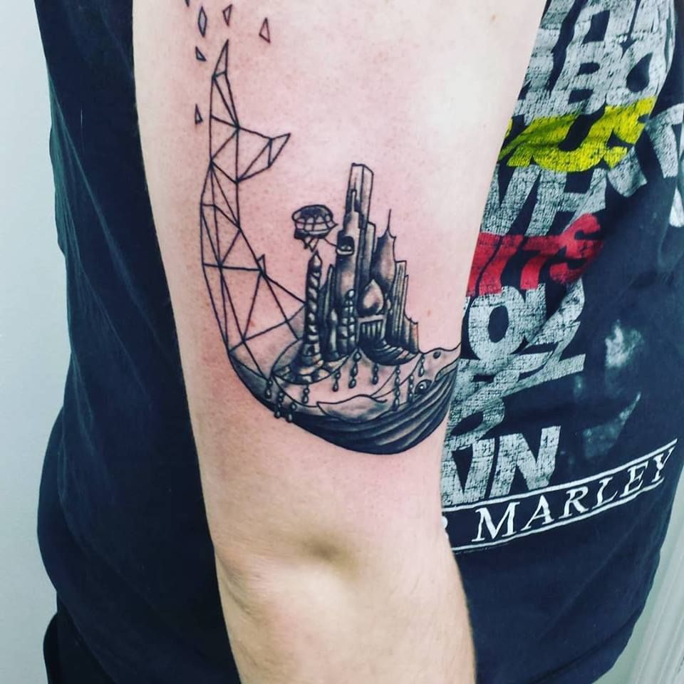 Modern Traditions Tattoo &a; Piercing Ltd. - Logo