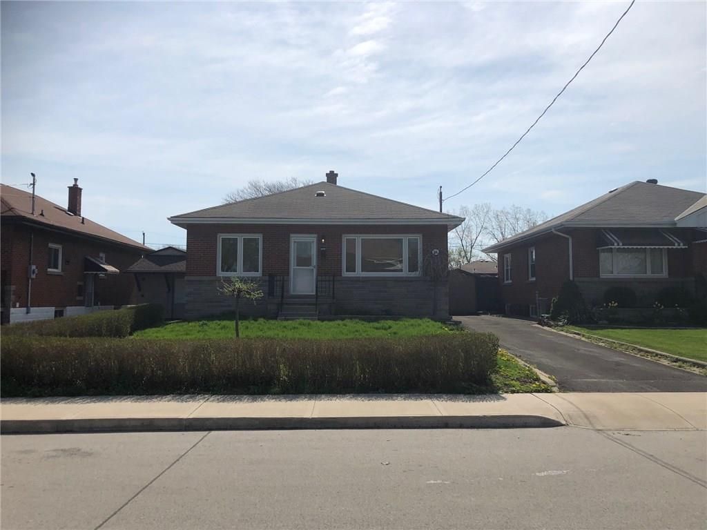Moe Hamzehian - RE/MAX Escarpment LEADEX Realty - Cover photo