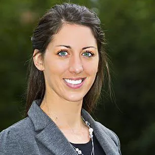 Molly Gomes - Royal Lepage Crown Realty Services, Broke - Logo