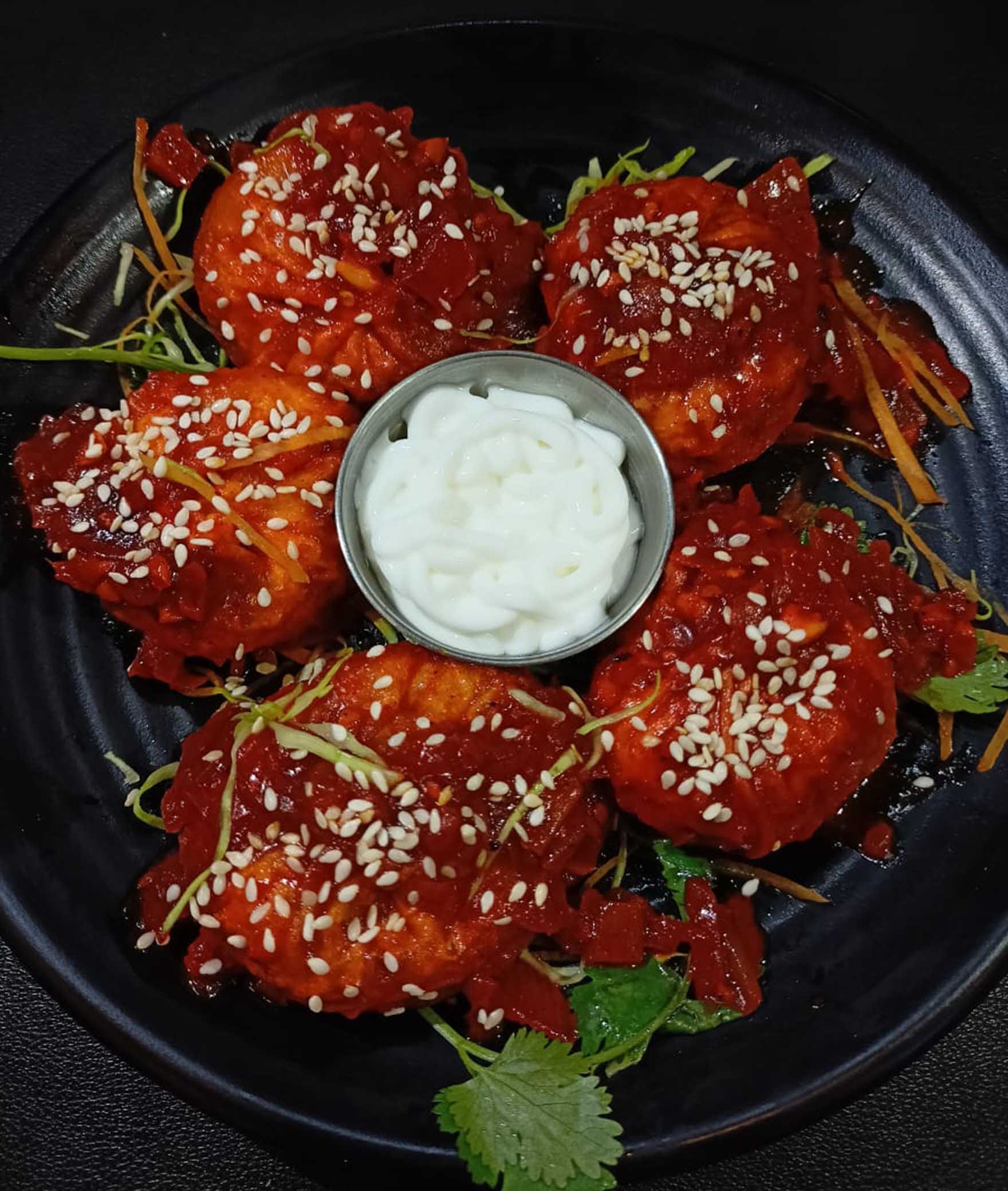 Momomia Love In Every Bite - Logo