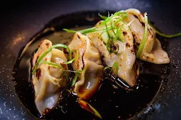 Momos Aani Barach Kahi - Logo