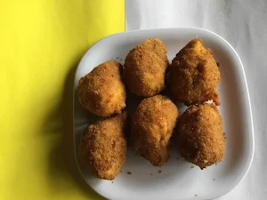 Momo's De Indiano - Cover photo