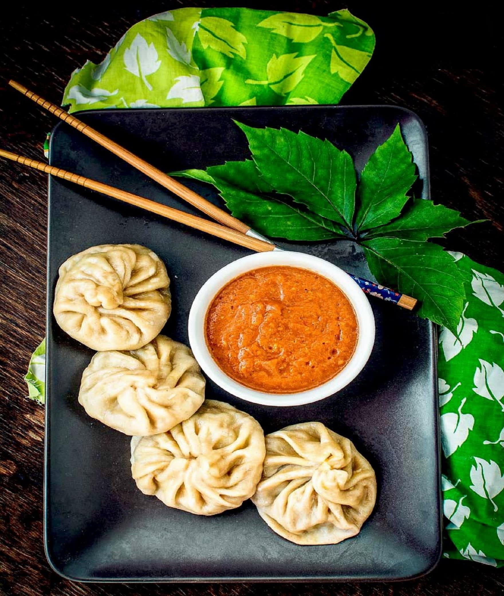 Momos Pur Sirsa - Logo