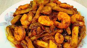 MOM REAL CHEFF - Logo