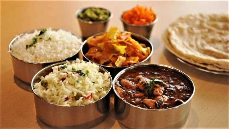 Moms Dabba Walas - Cover photo