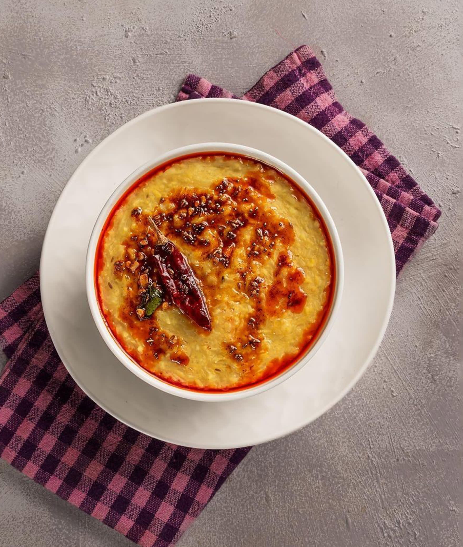 Mom's Khichdi - Logo