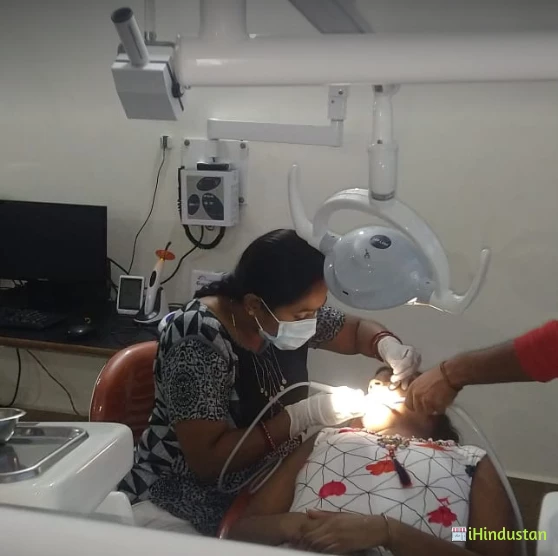 Monalisha Dental Care - Logo