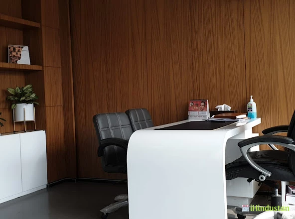 Monaris skin and Hair Clinic - Logo