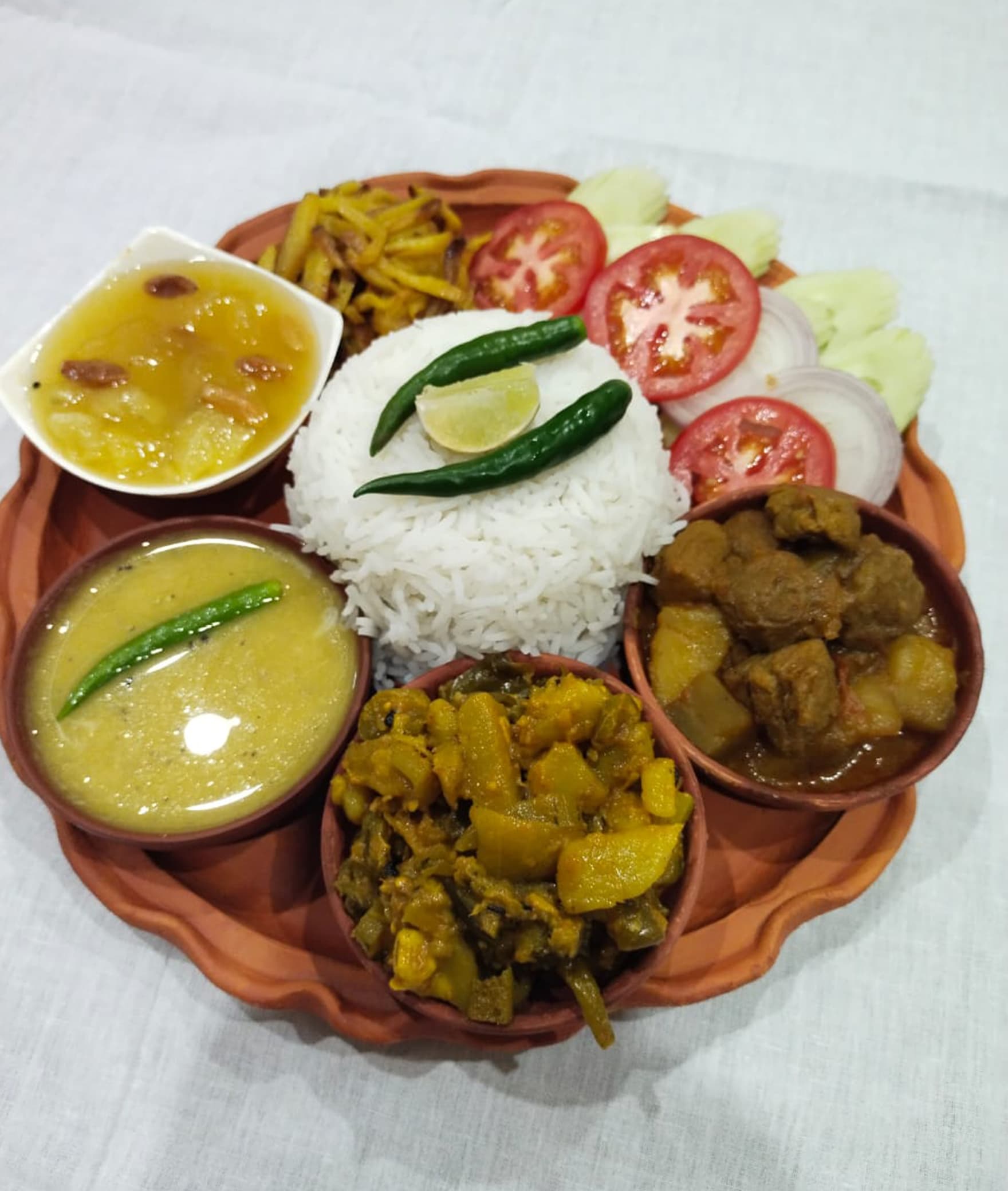MONER TRIPTI FOOD VALLA - Logo