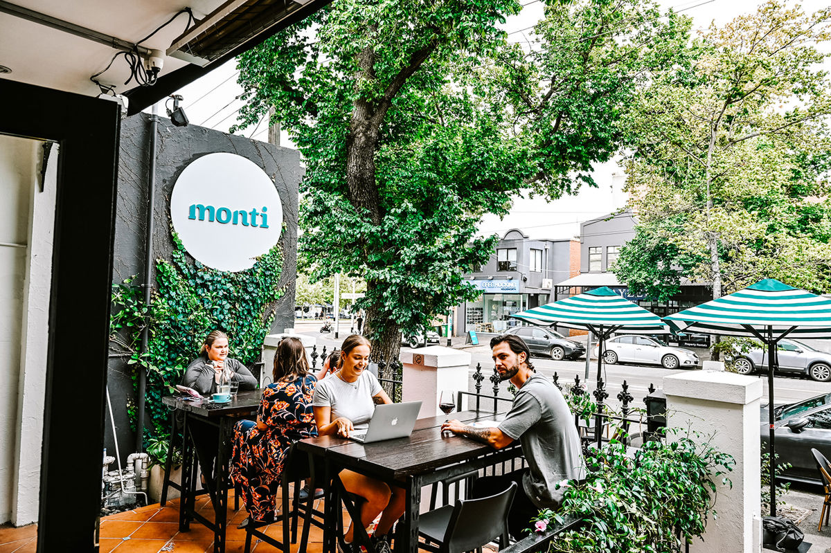 Monti Food and Wine - Logo