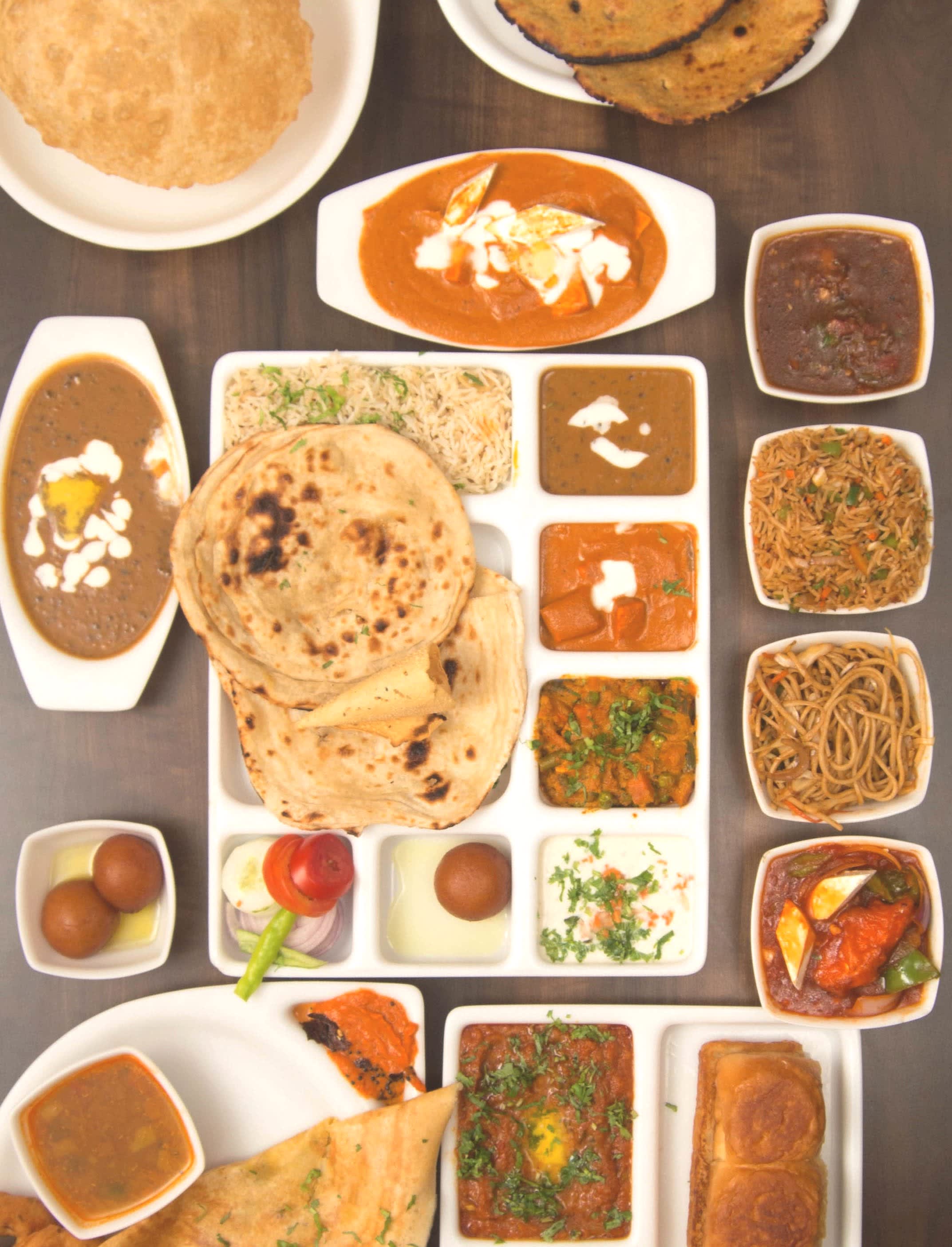 Moolchands Pure Veg - Logo