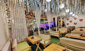 Moonlit cafe - Cover photo