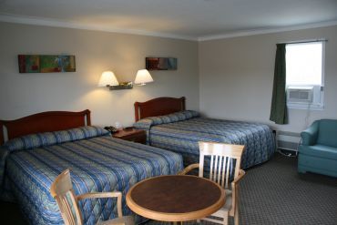 Moonlight Inn &a;amp; Suites - Logo