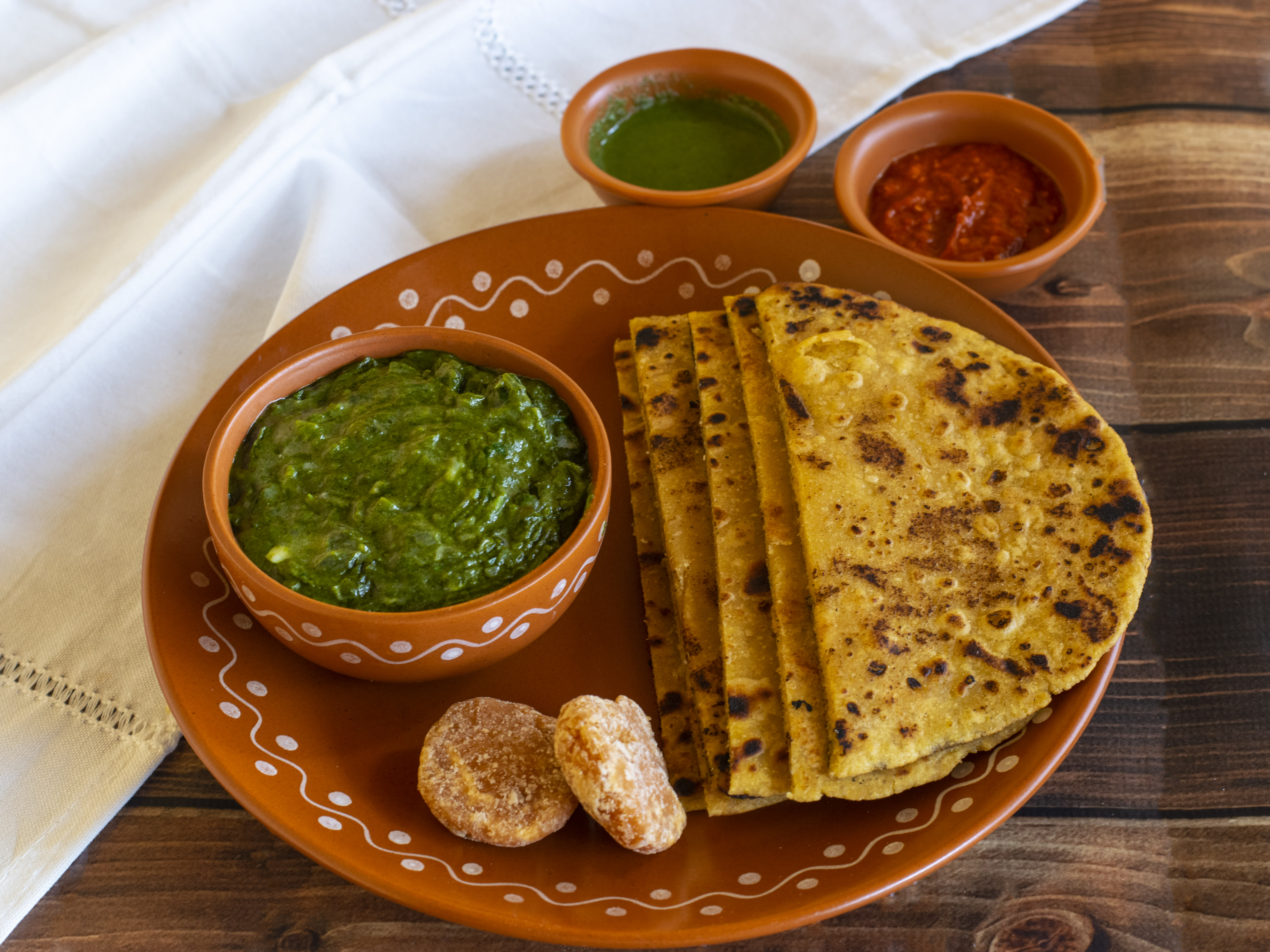 Mother's Kitchen (Ghar Ka Khana) - Logo