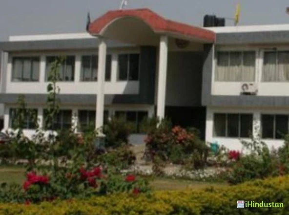 Mother's Pride Public School - Logo
