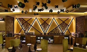 Moti Mahal Delux Tandoori Trail - Logo