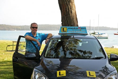 MotoRon Driving School - Logo