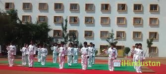 MOUNT LITERA ZEE SCHOOL BANNERGHATTA ROAD - Logo