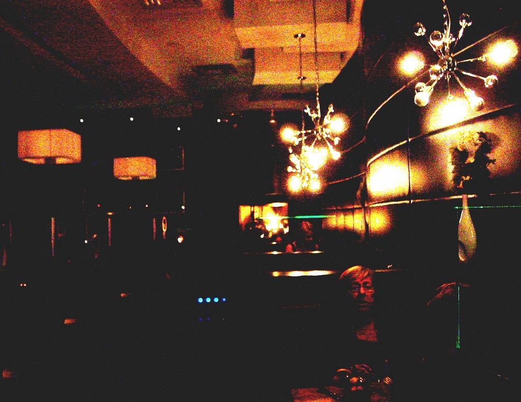 Moxie&s;s Grill &a; Bar - Logo
