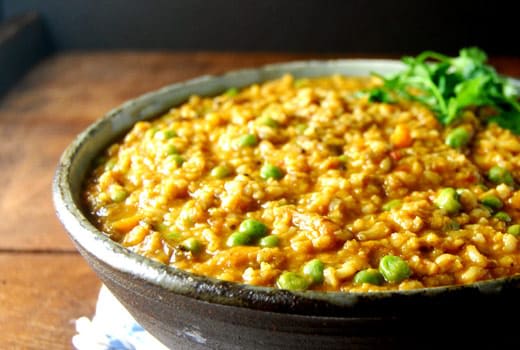 Mr Matka Khichdi - Logo