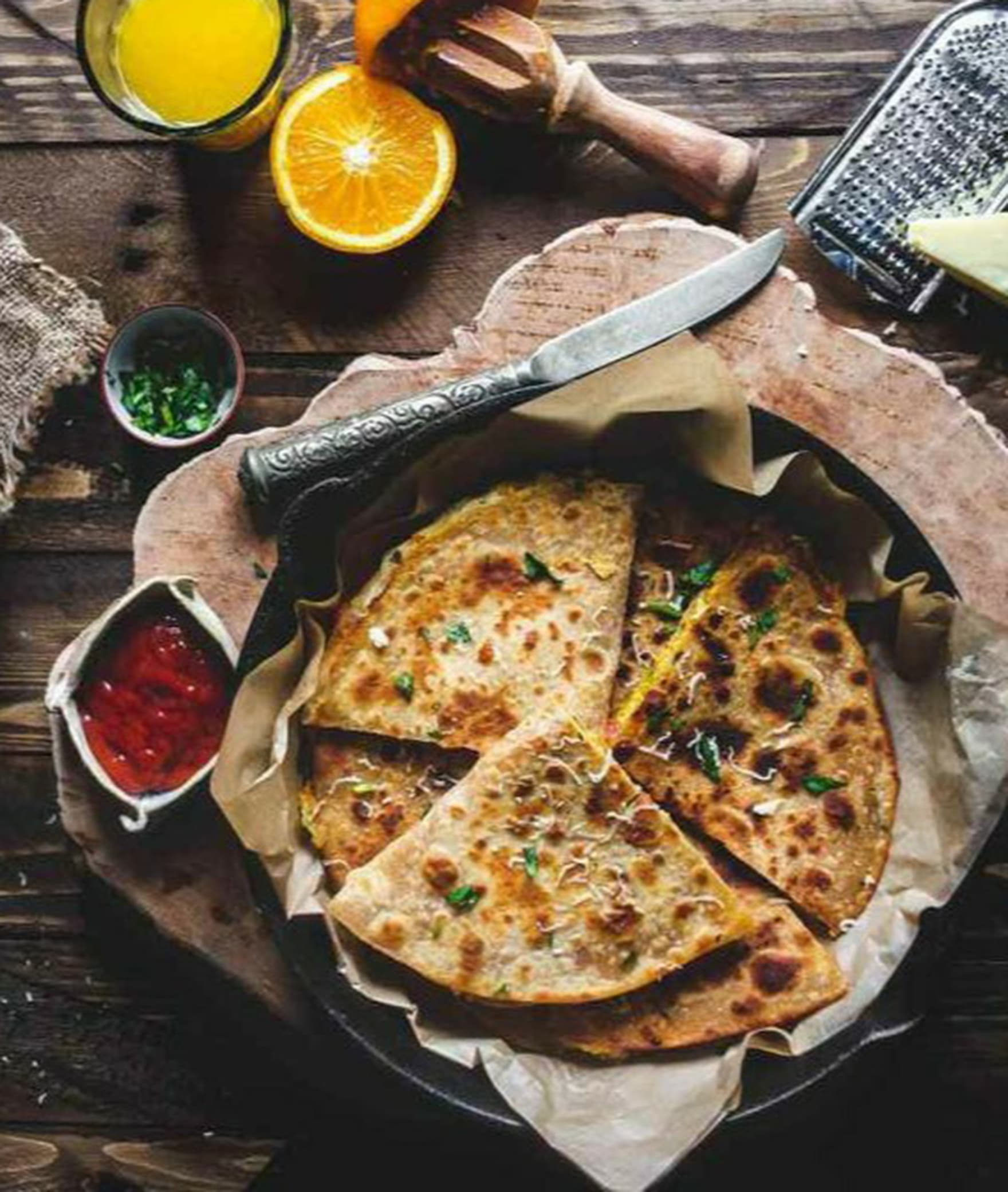 Mr. Paratha - Logo