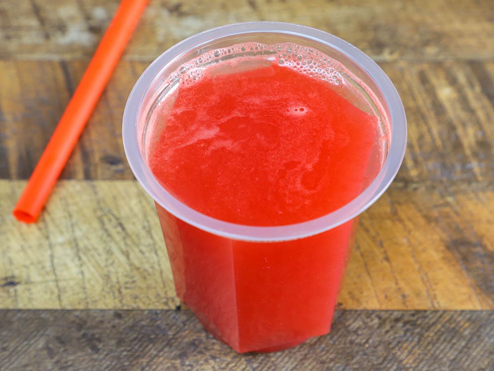 Mr.Refresh Juice and Bakes - Logo