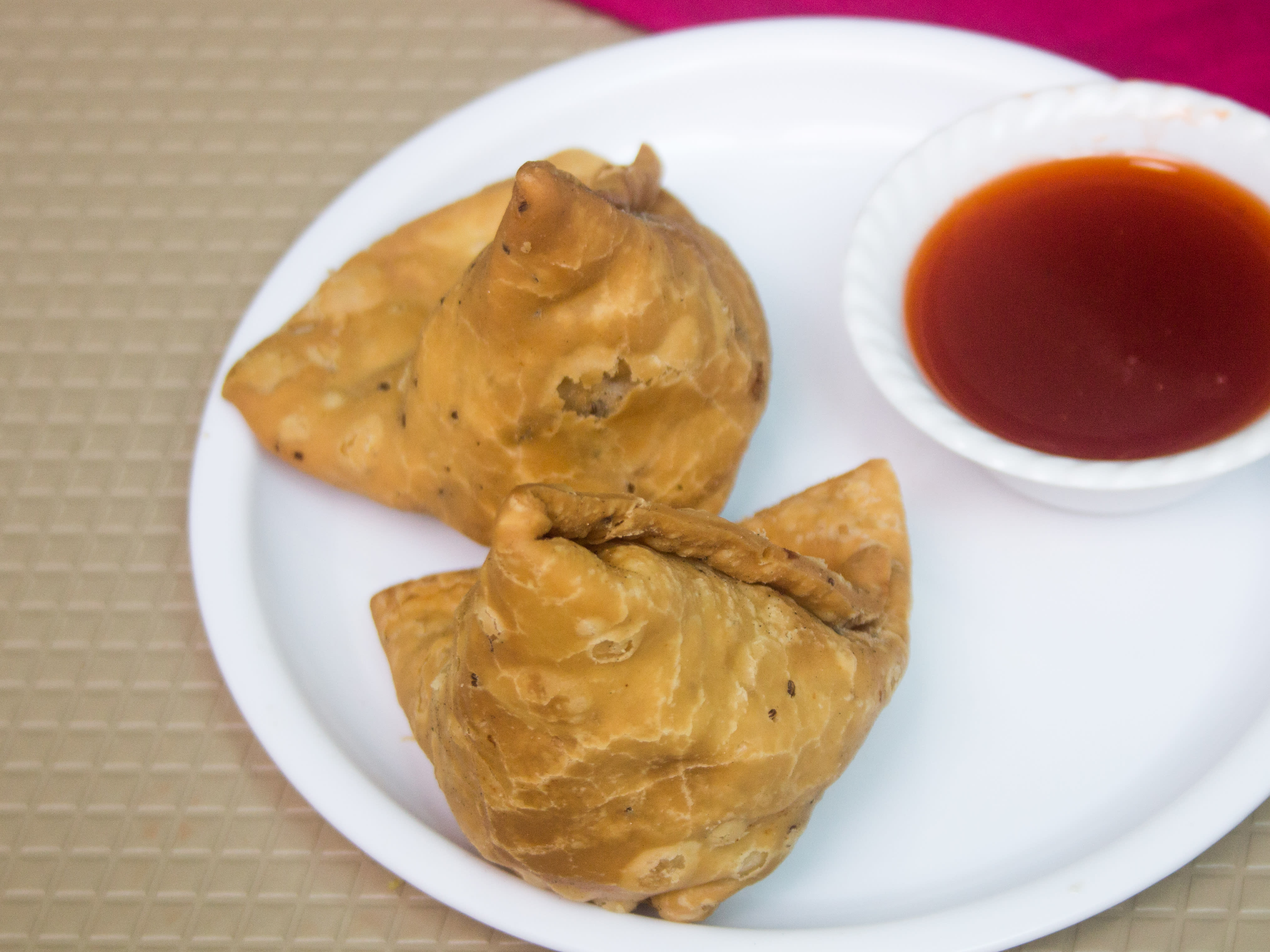 Mr Samosa - Logo