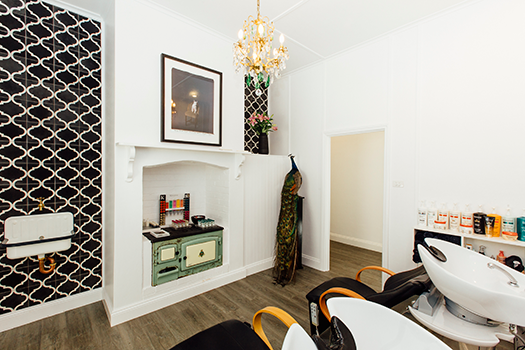 Mudhoney Hair Salon & Barber - Logo