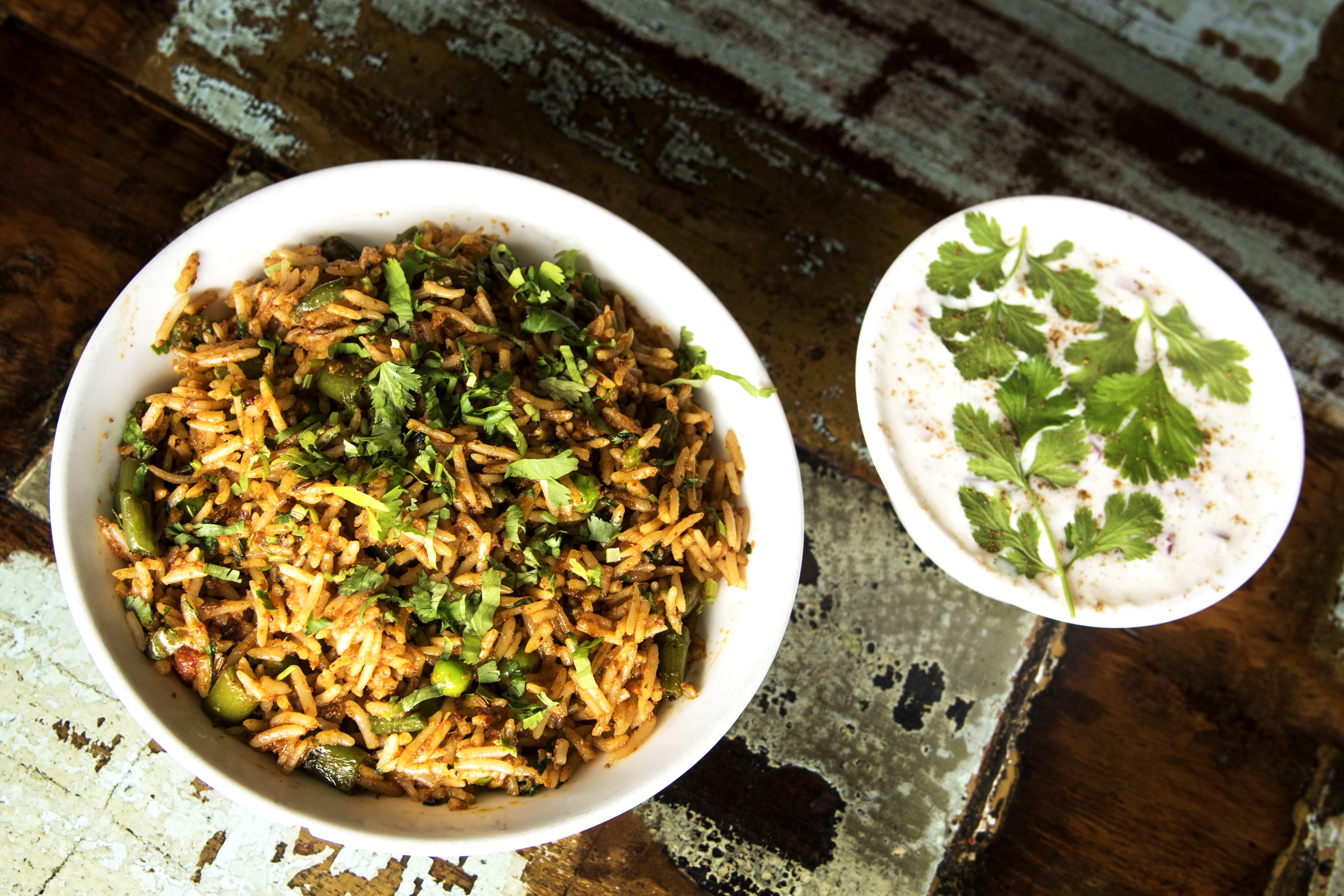 MUGHAL BIRYANI - Logo