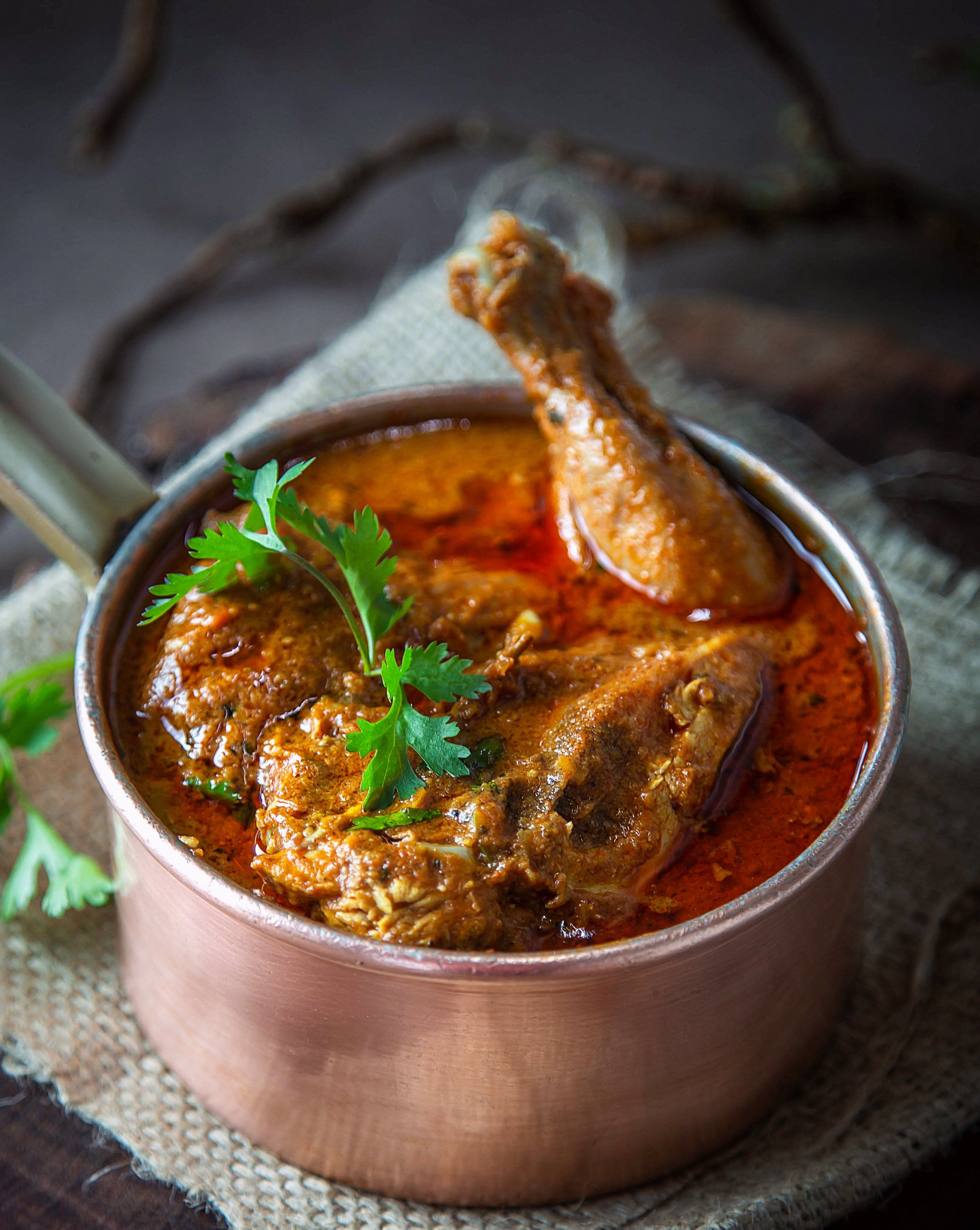 MUGHLAI NAZAKAT - Logo