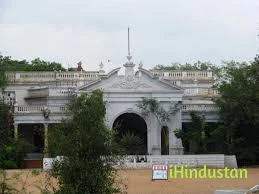 Mukarram Jah High School - Logo