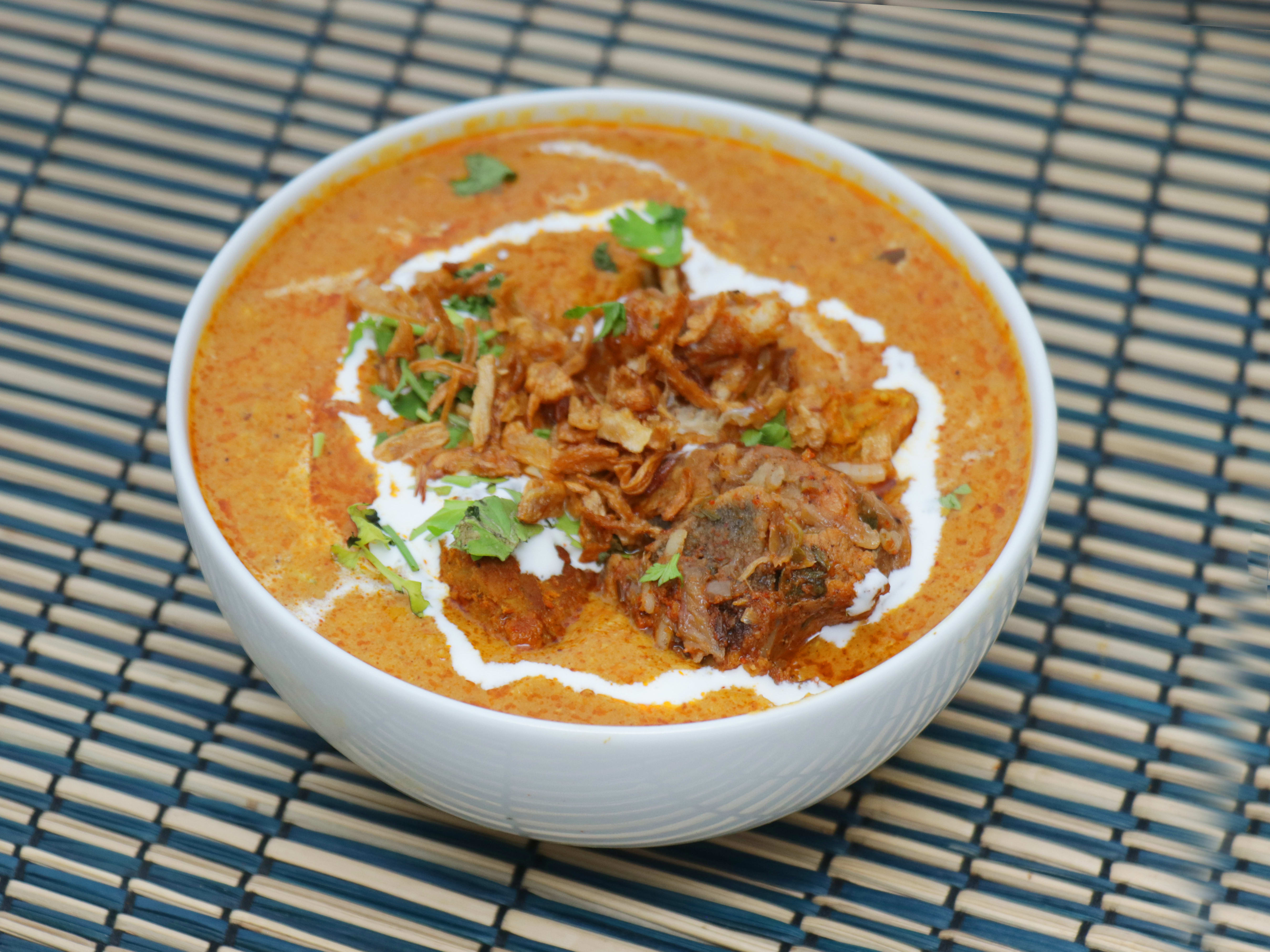 MULTANI CHICKEN - Logo