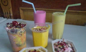 Mumbai Badam Milk And Lassi Center - Logo