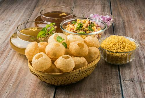 Mumbai Special Bhel Puri - Logo
