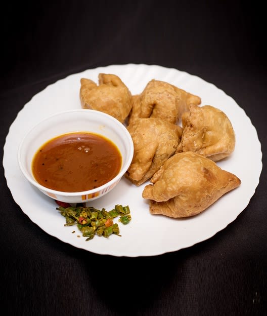 Mumbai Special Vada Pav - Logo